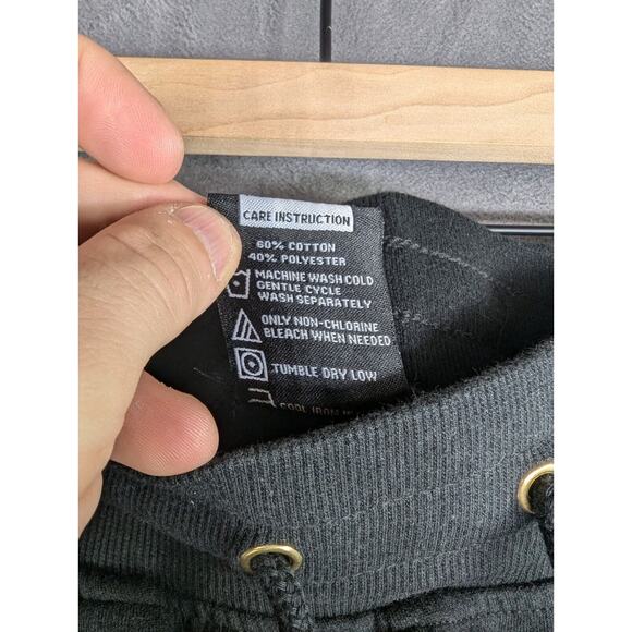 Genuine Authentic Garments Joggers size Small Men’s Love At First Sight Black - Picture 9 of 10